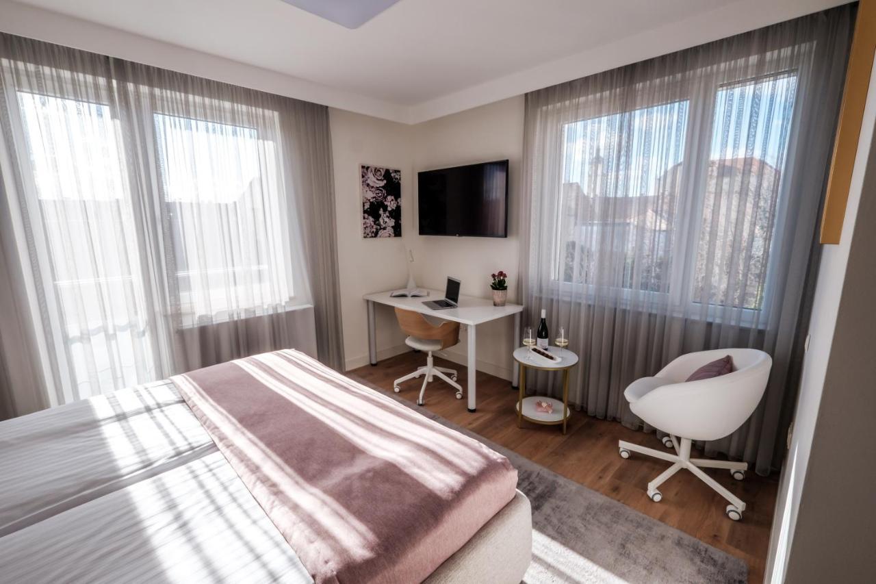 Adele Apartments Печ Экстерьер фото