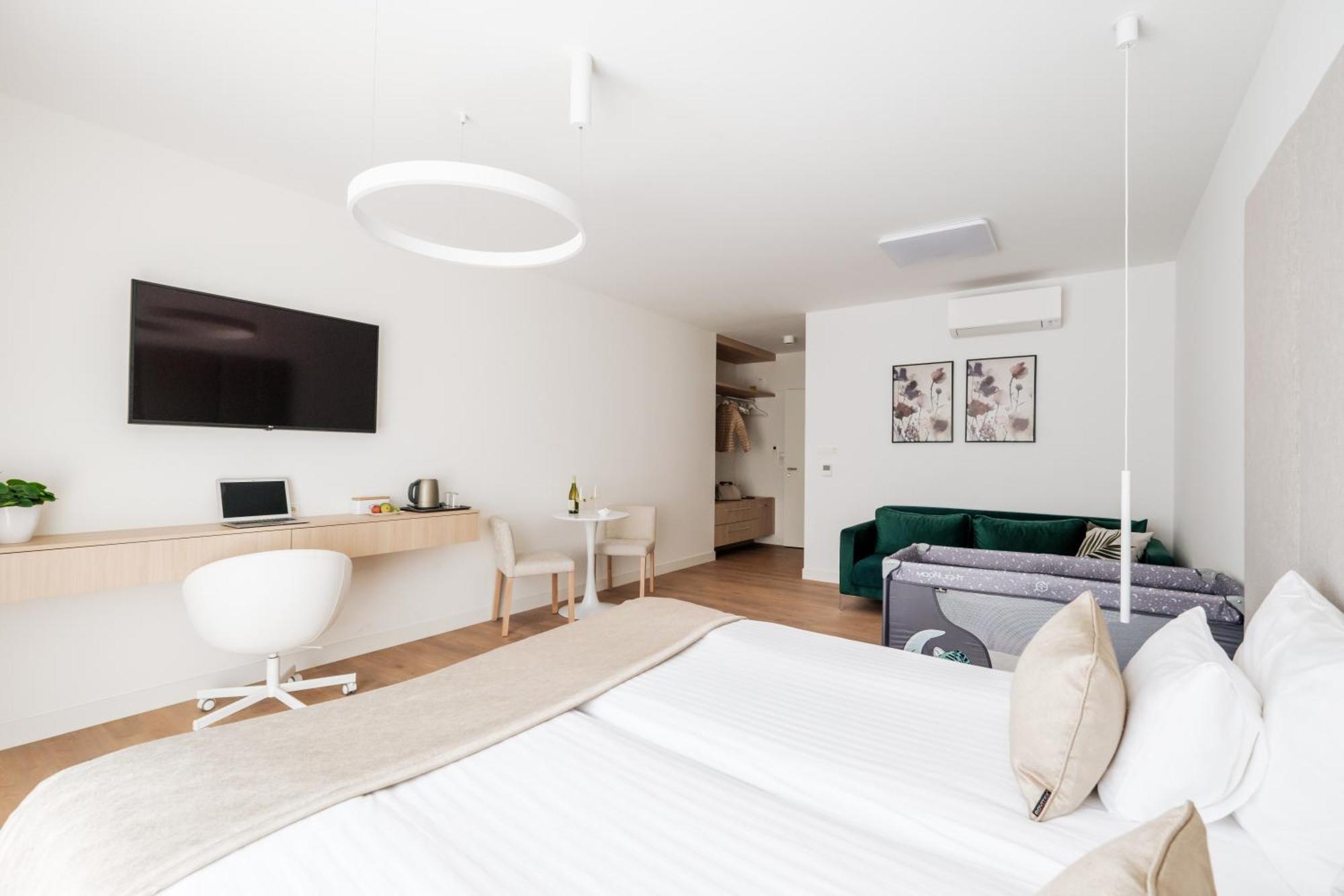 Adele Apartments Печ Экстерьер фото