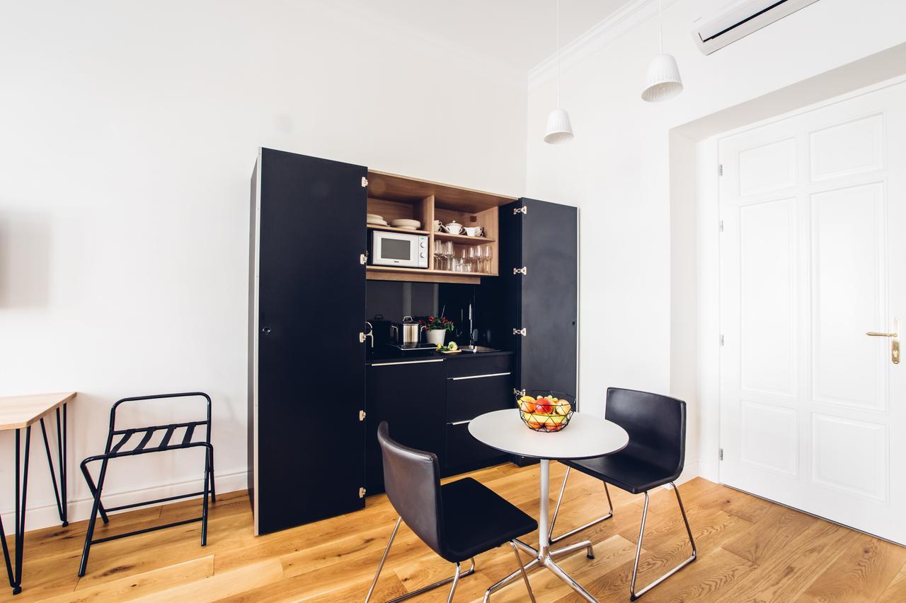Adele Apartments Печ Экстерьер фото