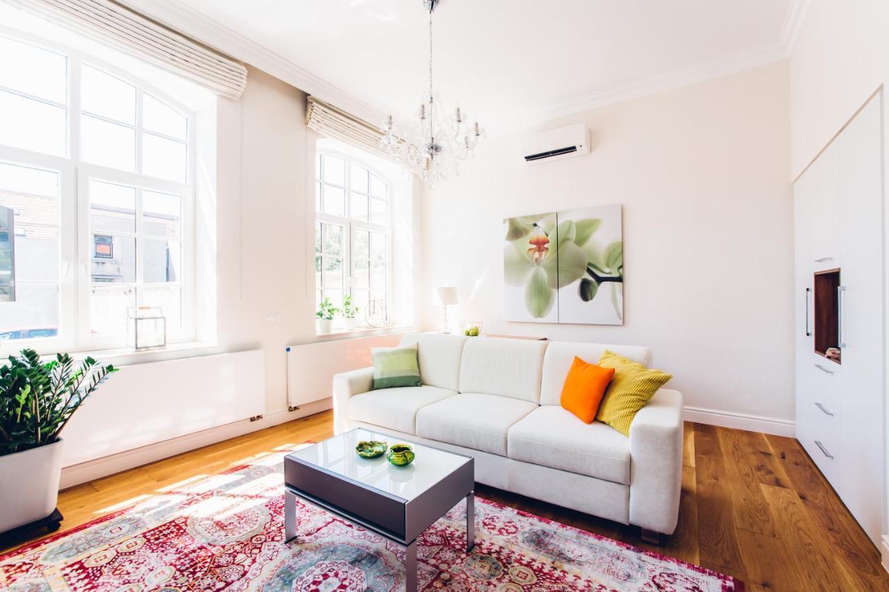 Adele Apartments Печ Экстерьер фото